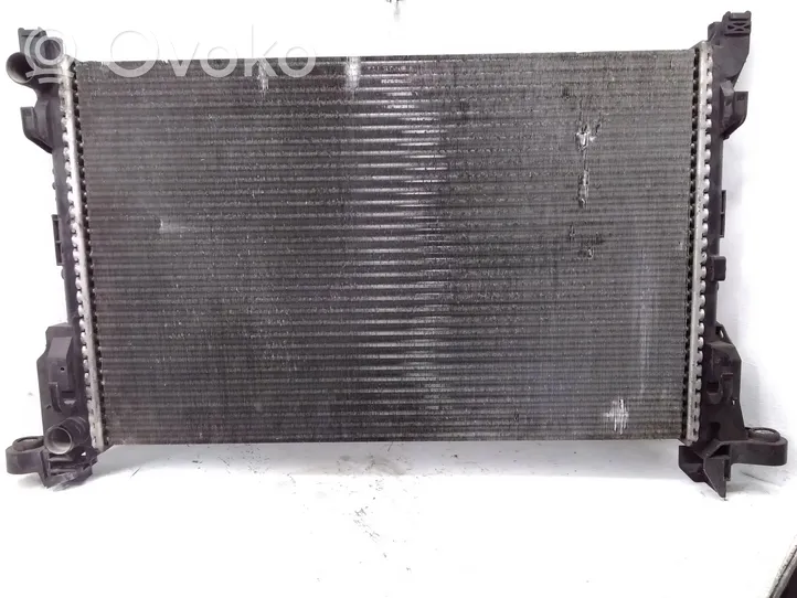 Opel Vivaro Coolant radiator 93868353