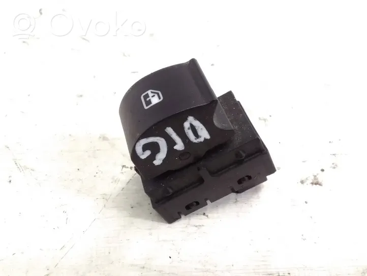 Fiat 500L Electric window control switch 