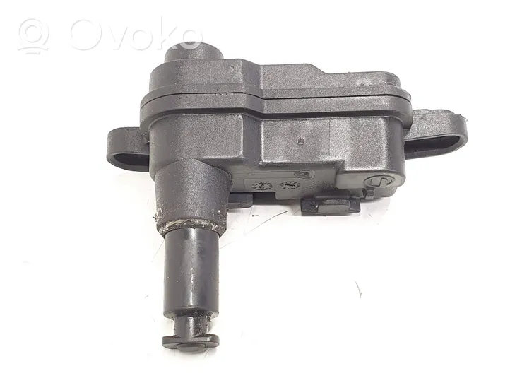 Audi TT TTS RS Mk3 8S Motorino del tappo del serbatoio del carburante 8S0862153