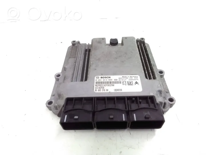 Mitsubishi Outlander Moottorin ohjainlaite/moduuli 0281013666