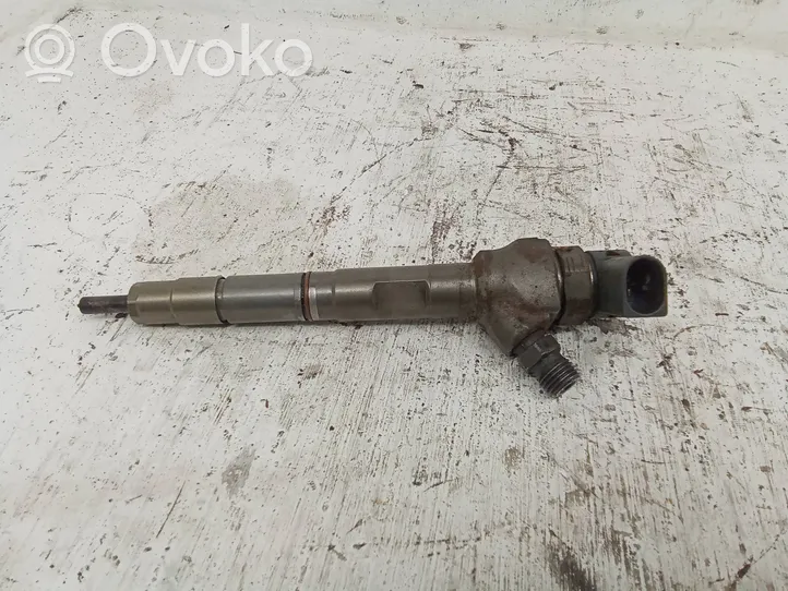 Volkswagen Caddy Fuel injector 03L130277J