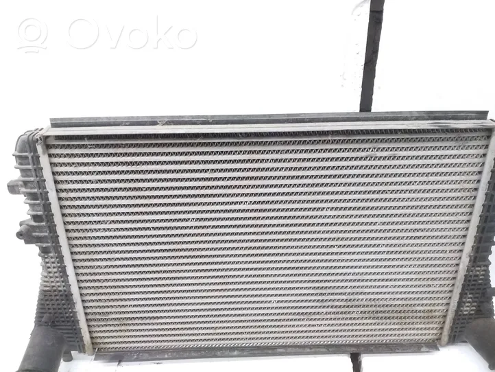 Volkswagen Caddy Chłodnica powietrza doładowującego / Intercooler 1K0145803BM