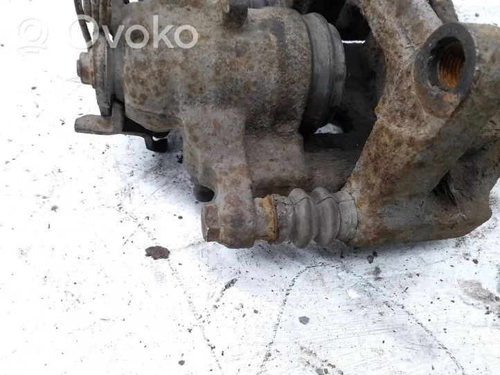 Opel Vivaro Rear brake caliper 