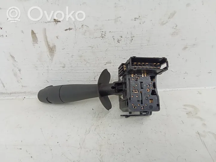 Opel Vivaro Wiper control stalk 9010577430VS