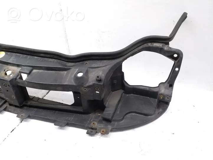 Opel Vivaro Radiator support slam panel 