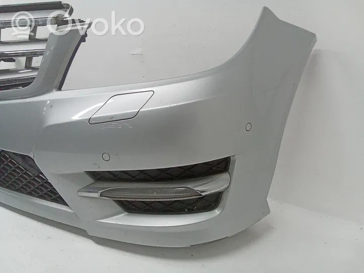 Mercedes-Benz C W204 Front bumper 