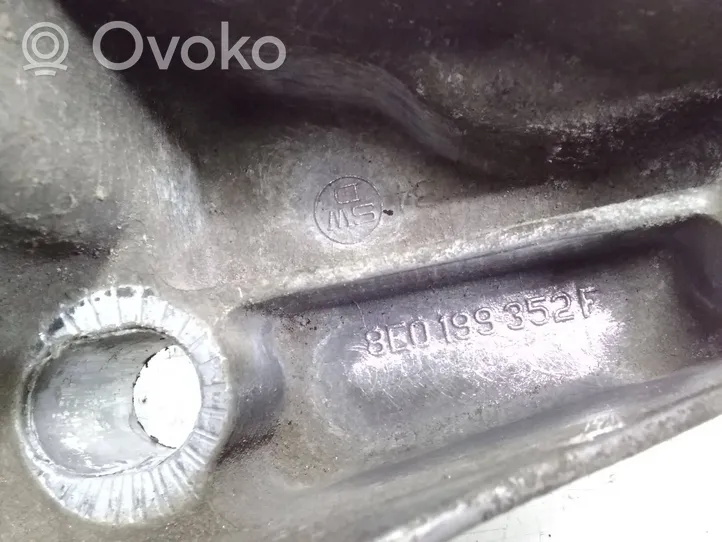 Audi A4 S4 B6 8E 8H Mocowanie stabilizatora osi przedniej 8E0199352F