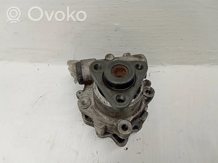 Audi A4 S4 B6 8E 8H Power steering pump 