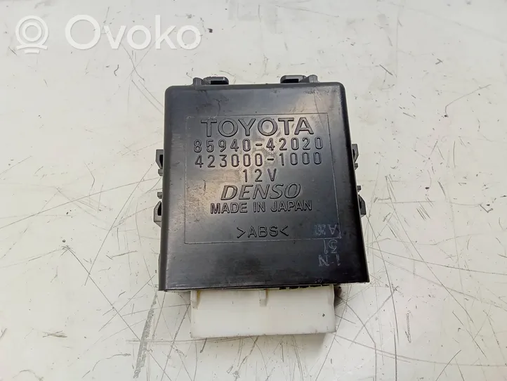 Toyota RAV 4 (XA30) Window wiper relay 8594042020