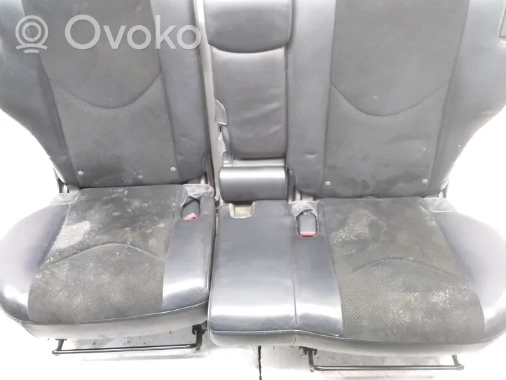 Toyota RAV 4 (XA30) Salona daļu komplekts 