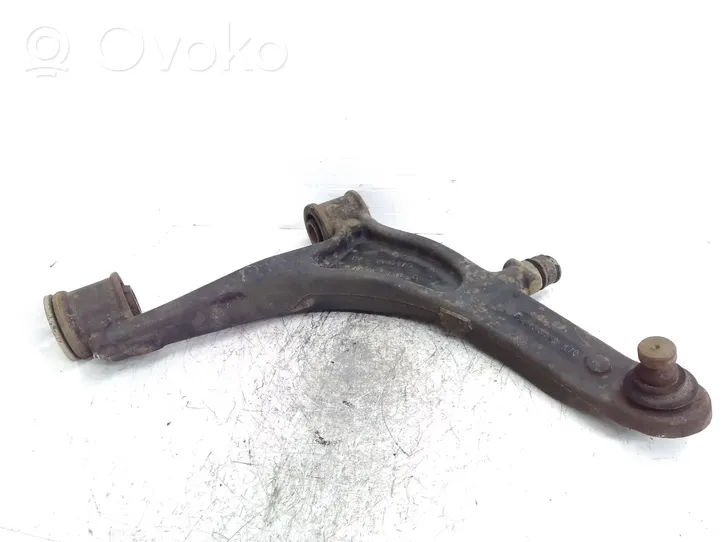 Nissan Interstar Querlenker Achsschenkel vorne 028855