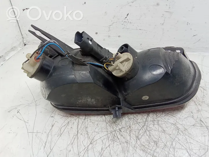 Citroen C4 Grand Picasso Lampa zderzaka tylnego 