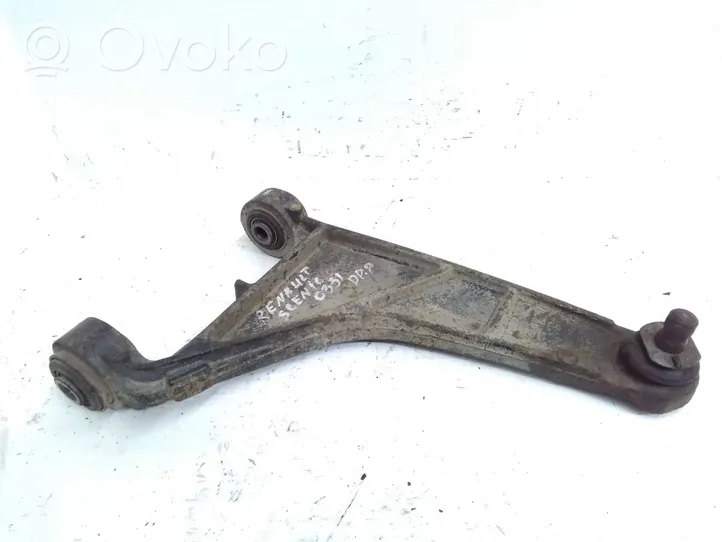 Renault Scenic RX Front lower control arm/wishbone 2842810