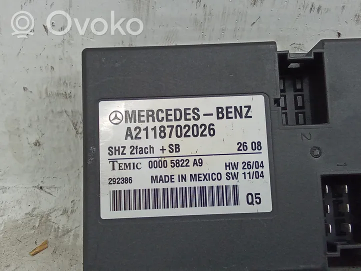 Mercedes-Benz CLS C219 Module de commande de siège A2118702026