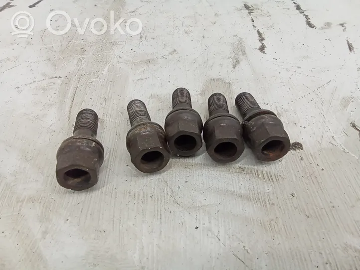 Citroen C5 Nuts/bolts 