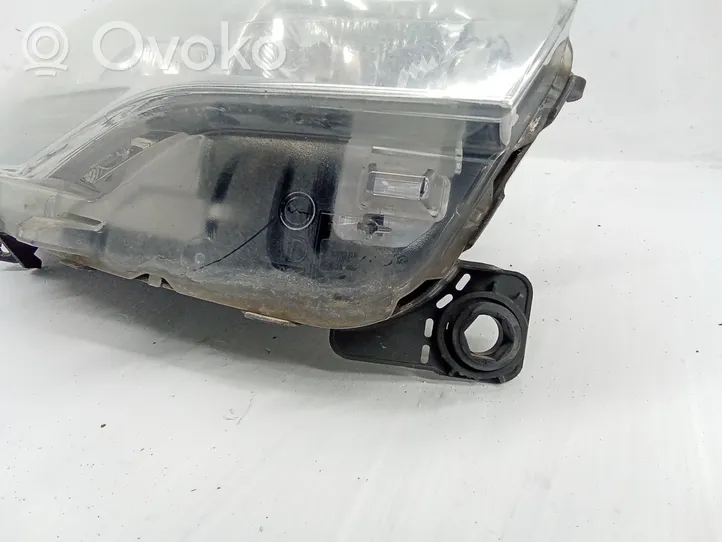 Citroen C5 Lampa przednia 9684845280