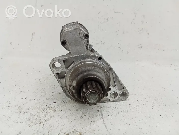 Volkswagen Touran II Starter motor 