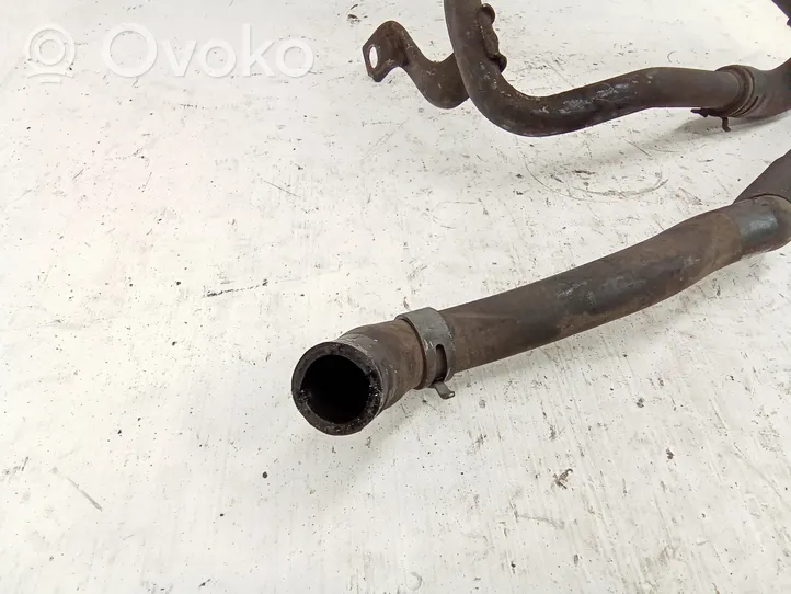 Volkswagen Touran II Engine coolant pipe/hose 03L121151L