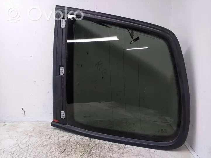 Volkswagen Touran II Rear side window/glass 1T0845041