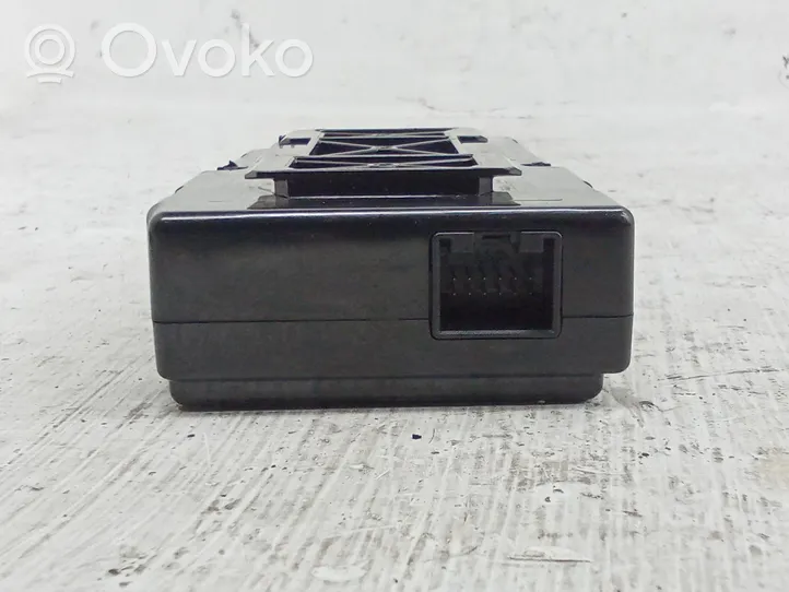 Volkswagen Touran II Head unit multimedia control 5N0035342F