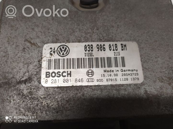 Volkswagen Golf IV Moottorin ohjainlaite/moduuli 0281001846