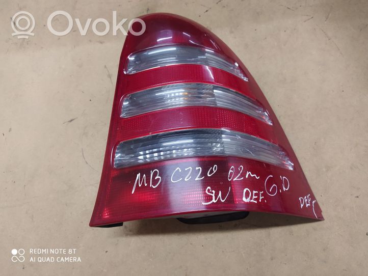 Mercedes-Benz C W203 Lampa tylna 15355900