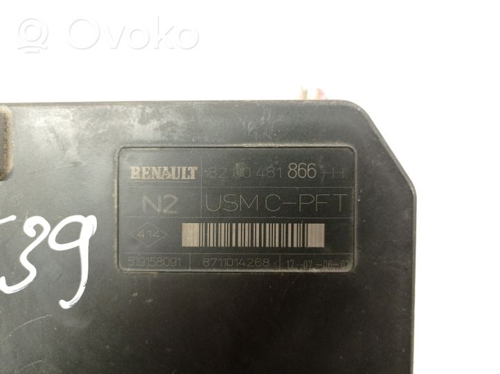 Renault Megane II Module de fusibles 8200481866