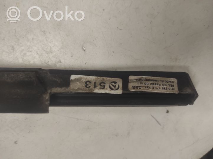 Volkswagen PASSAT B6 Guarnizione in gomma finestrino/vetro portiera posteriore 3C5839475D