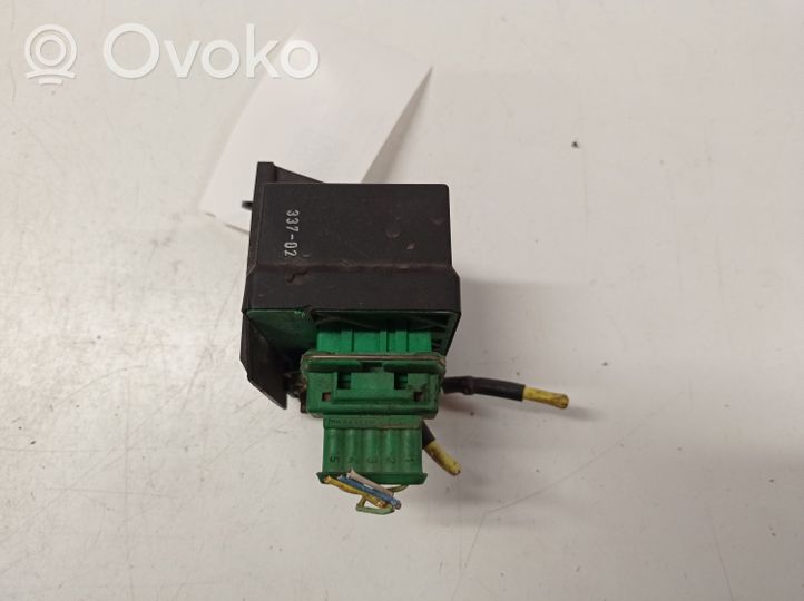 Citroen C5 Glow plug pre-heat relay 9639912580