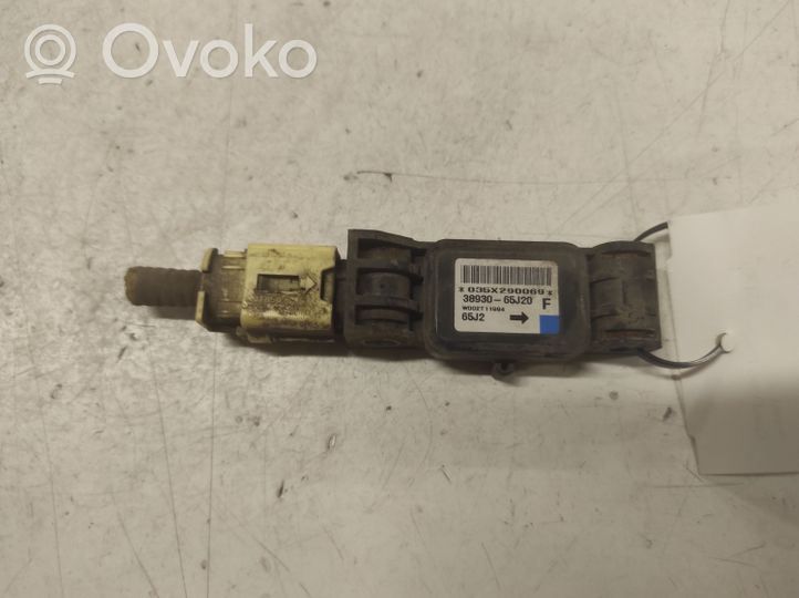 Suzuki Grand Vitara I Gaisa spilvenu trieciensensors 3893065J20