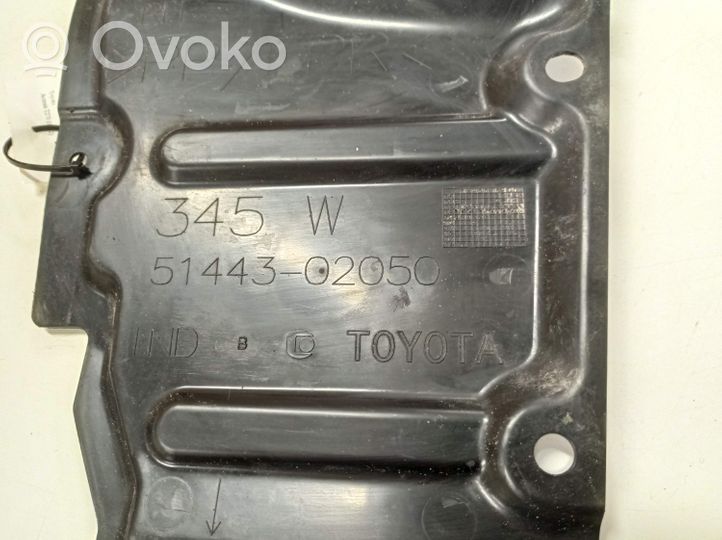Toyota Avensis T270 Alustan etusuoja välipohja 5144302050