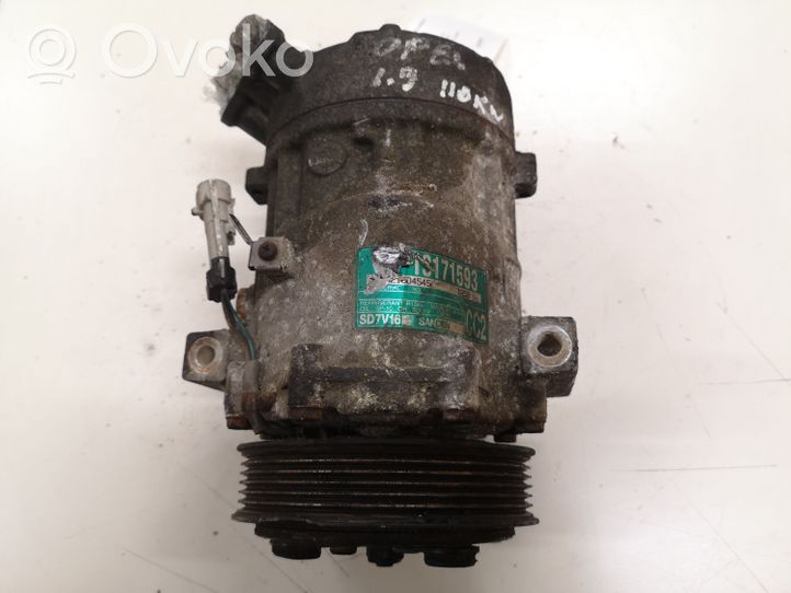 Opel Vectra C Compressore aria condizionata (A/C) (pompa) 13171593