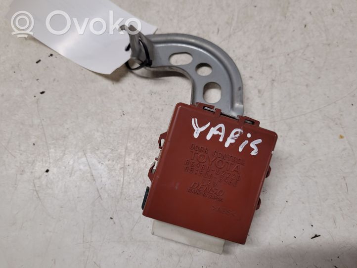 Toyota Yaris Sterownik / Moduł drzwi 8598052220