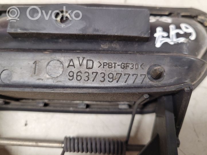 Citroen Xantia Klamka zewnętrzna drzwi przednich 9637397777