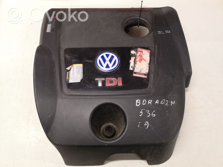 Volkswagen Bora Moottorin koppa 013316