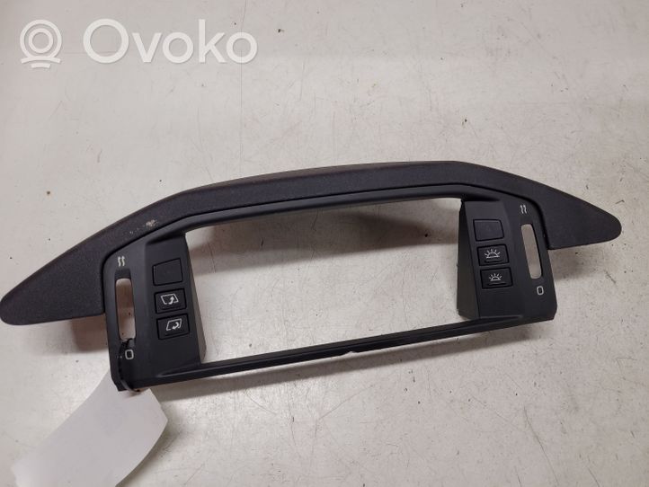 Citroen C6 Radio/GPS head unit trim 9644683577