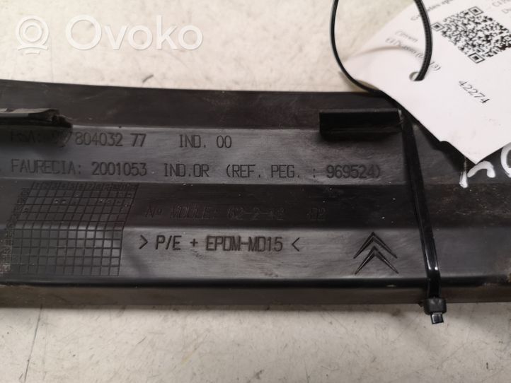 Citroen C4 I Picasso Etupuskurin alempi jäähdytinsäleikkö 9680403277