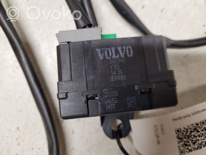 Volvo V70 Seat heating relay 9442947