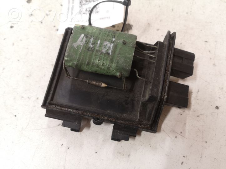 Audi A4 S4 B6 8E 8H Résistance moteur de ventilateur de chauffage 3131090041