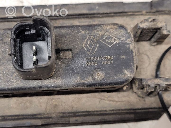 Renault Clio III Tailgate opening switch 8200078260