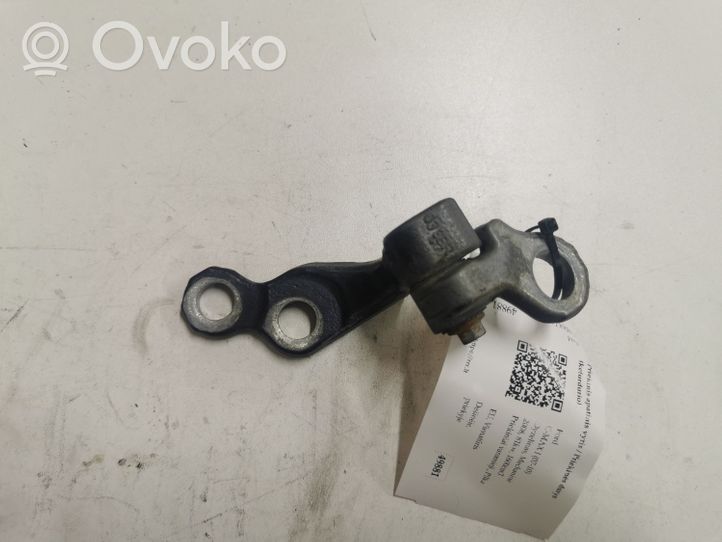 Ford C-MAX I Front door lower hinge 3M51R2681AH