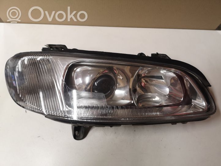 Opel Omega B2 Lampa przednia 1EL00795002