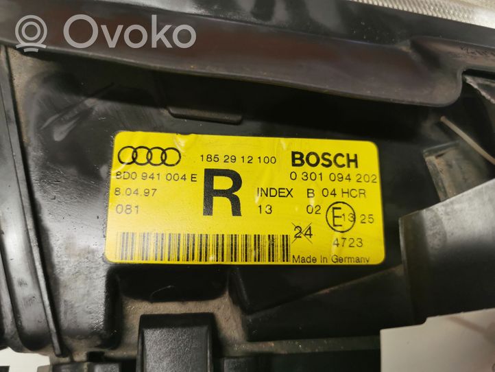 Audi A4 S4 B5 8D Priekinis žibintas 0301094202