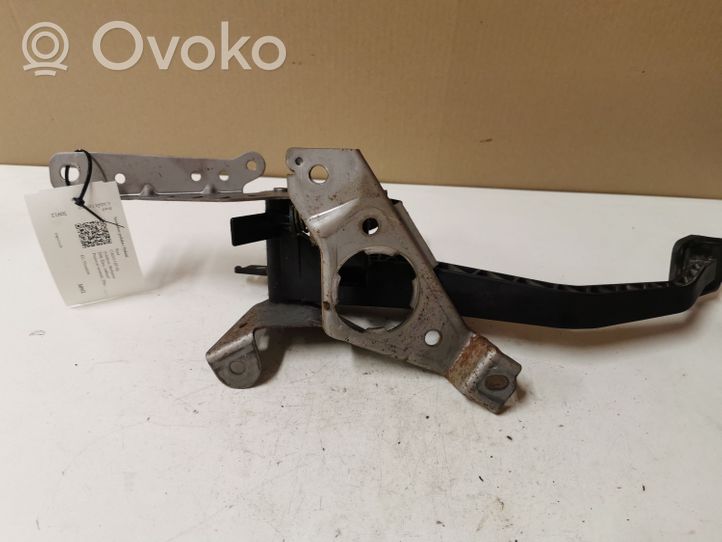 Ford C-MAX I Clutch pedal 3M517B633XF