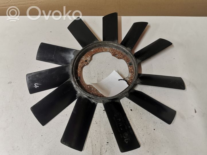 BMW 3 E36 Hélice moteur ventilateur 17233639