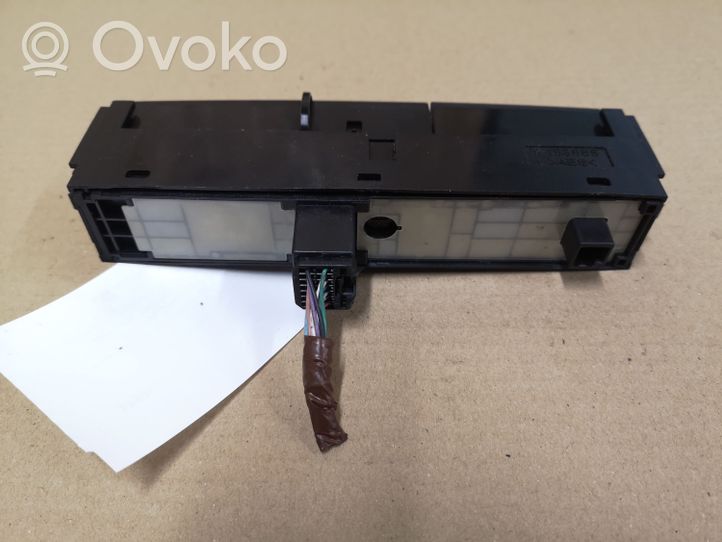 Toyota Corolla Verso AR10 Kit interrupteurs 153965