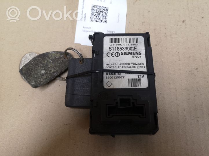 Renault Megane II Ignition key card reader S118539002E