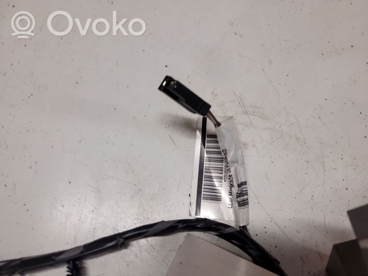 Volvo V40 Connecteur/prise USB 31334079AE