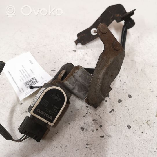 Volvo V40 Sensore di livello faro/fanale 31258179