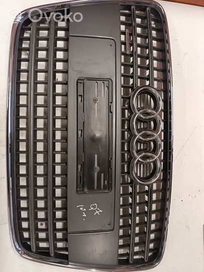 Audi Q7 4L Grille calandre supérieure de pare-chocs avant 4L0853651